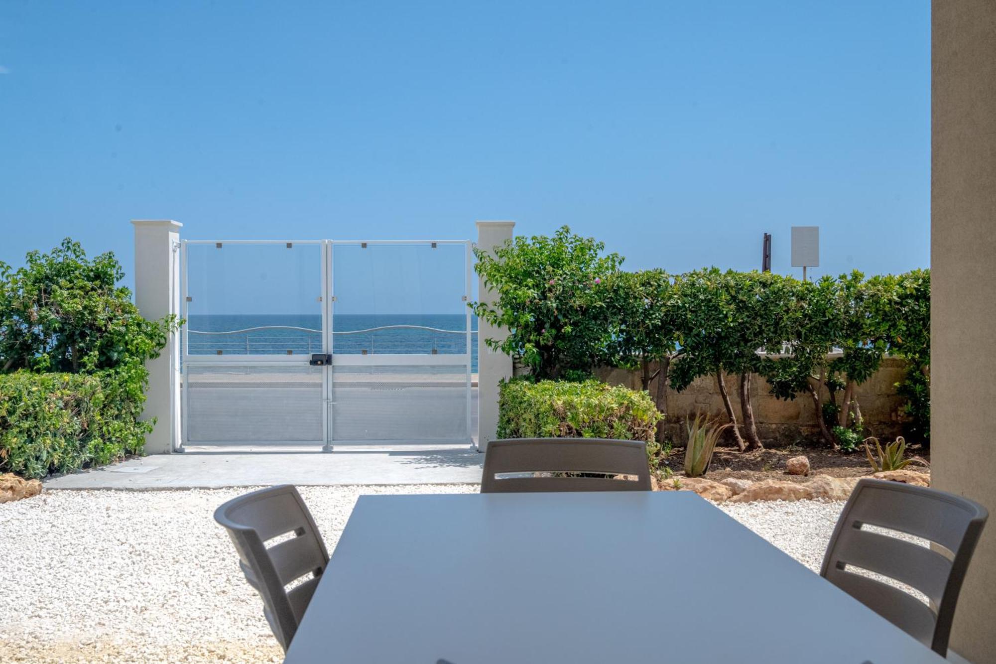 Luxury With Seaview In Front Of At 200 Meters From The Located In Holiday home